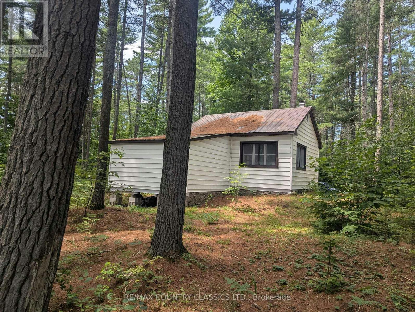 22 Swan Lane, Madawaska Valley, ON, K0J 1B0