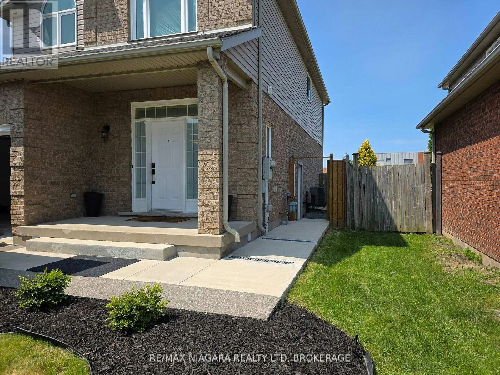 LOWER LEVEL-8383 Heikoop Crescent, Niagara Falls, ON, L2H 3J7 - 2
