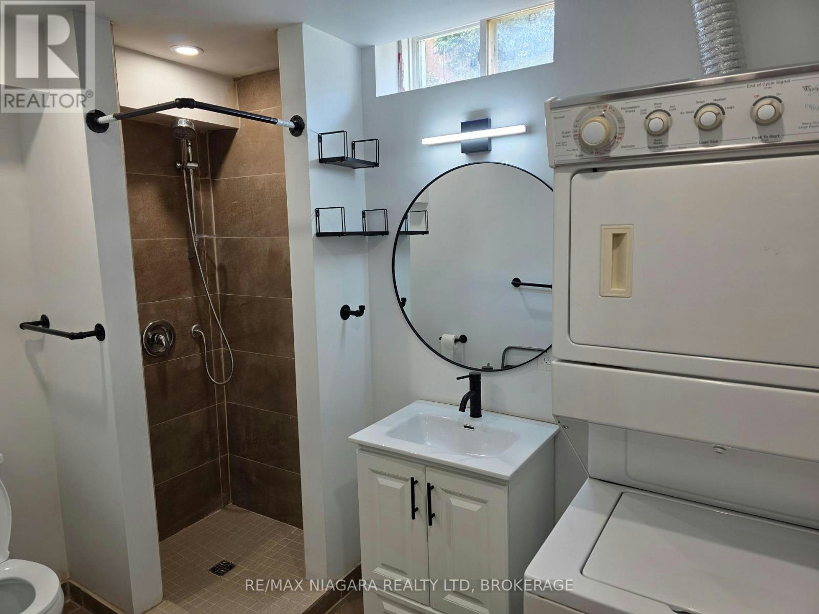 LOWER LEVEL-8383 Heikoop Crescent, Niagara Falls, ON, L2H 3J7 - 8