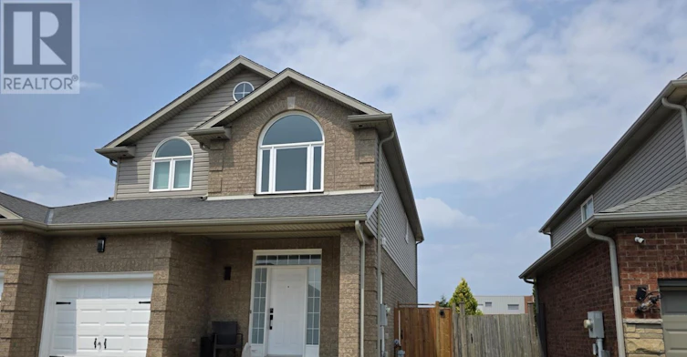 LOWER LEVEL-8383 Heikoop Crescent, Niagara Falls, ON, L2H 3J7