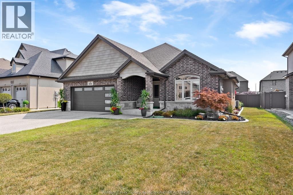 255 Maxwell Crescent, Lakeshore, ON, N0R 1A0