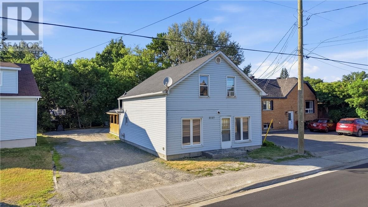3527 Falconbridge Highway, Greater Sudbury, ON, P3L 1E6