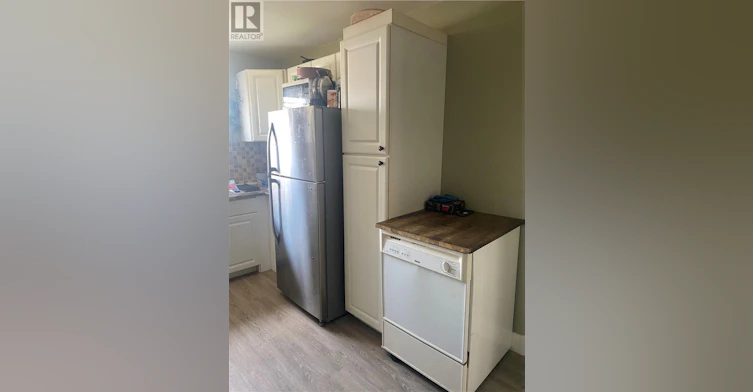 Main Floor-3045 Falconbridge Highway, Greater Sudbury, ON, P3L 1J4 - 4