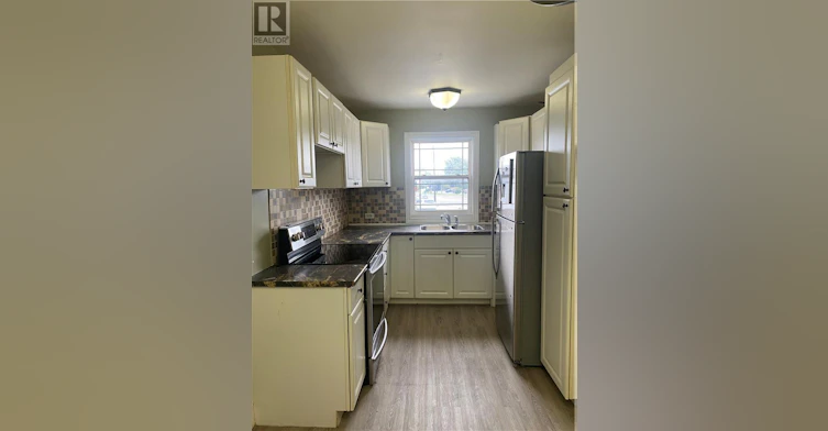 Main Floor-3045 Falconbridge Highway, Greater Sudbury, ON, P3L 1J4 - 5