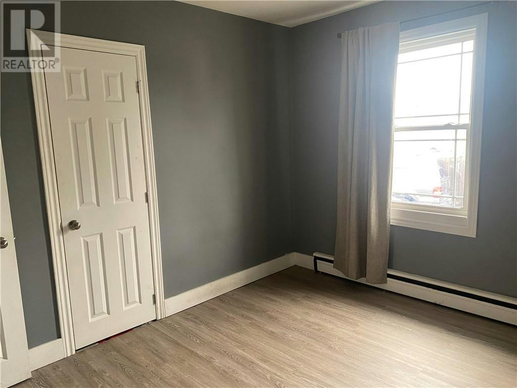Main Floor-3045 Falconbridge Highway, Greater Sudbury, ON, P3L 1J4 - 16