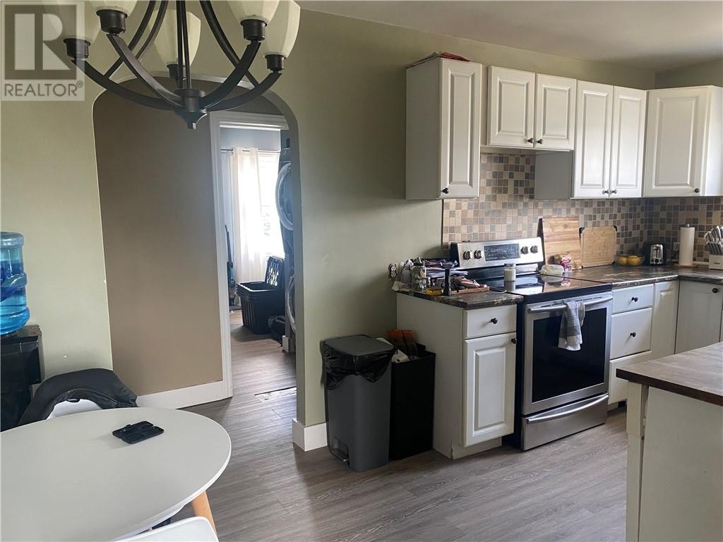 Main Floor-3045 Falconbridge Highway, Greater Sudbury, ON, P3L 1J4 - 3