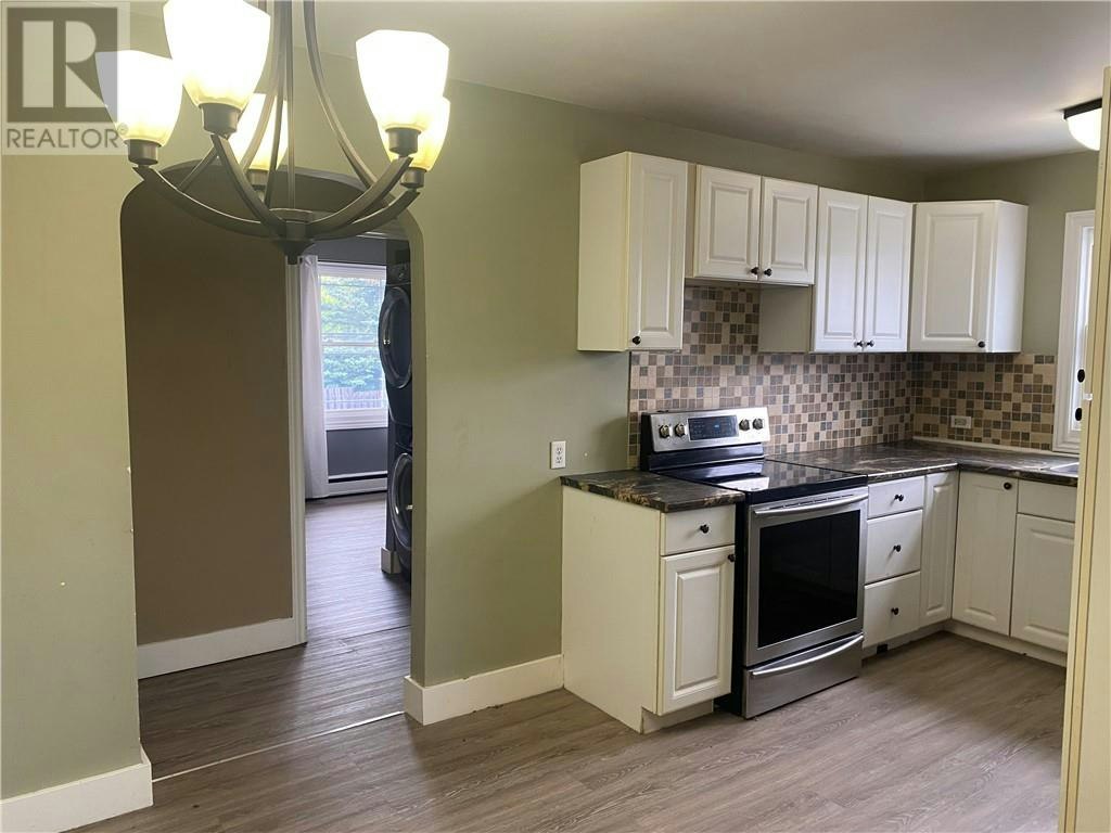 Main Floor-3045 Falconbridge Highway, Greater Sudbury, ON, P3L 1J4 - 3