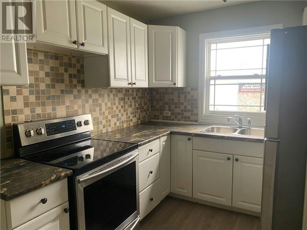 Main Floor-3045 Falconbridge Highway, Greater Sudbury, ON, P3L 1J4 - 6