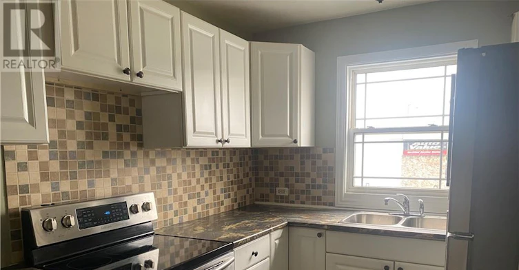 Main Floor-3045 Falconbridge Highway, Greater Sudbury, ON, P3L 1J4 - 6