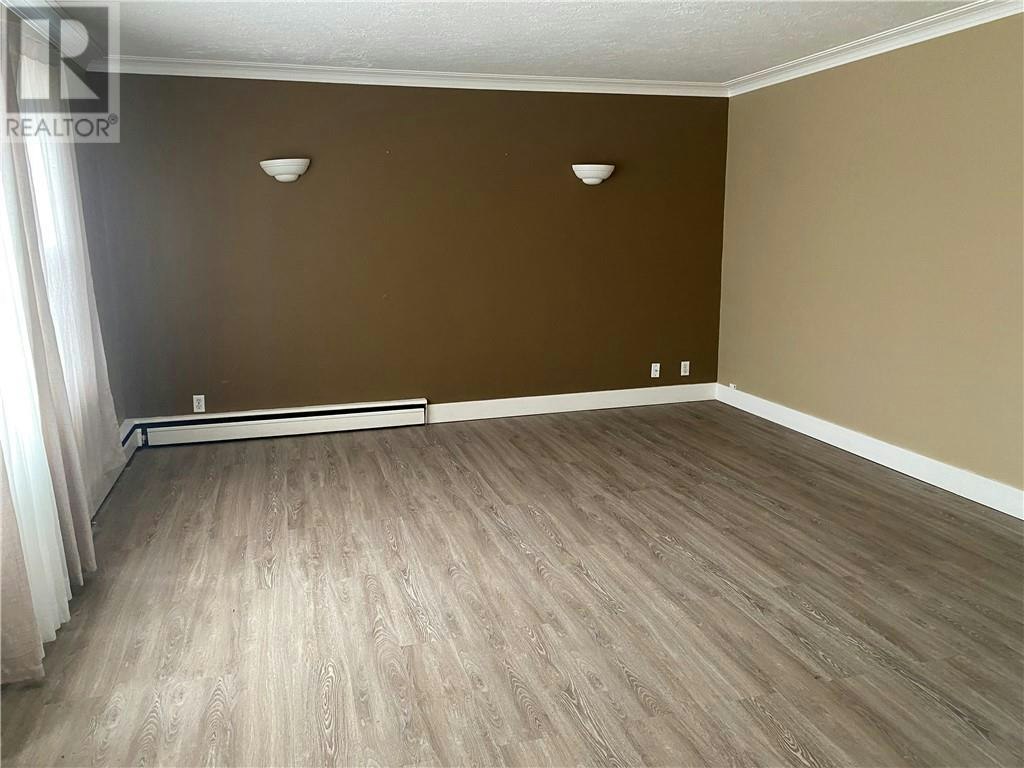 Main Floor-3045 Falconbridge Highway, Greater Sudbury, ON, P3L 1J4 - 10