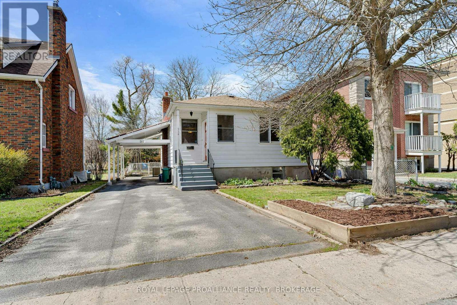 524 College Street, Kingston, ON, K7L 4M9 - 2