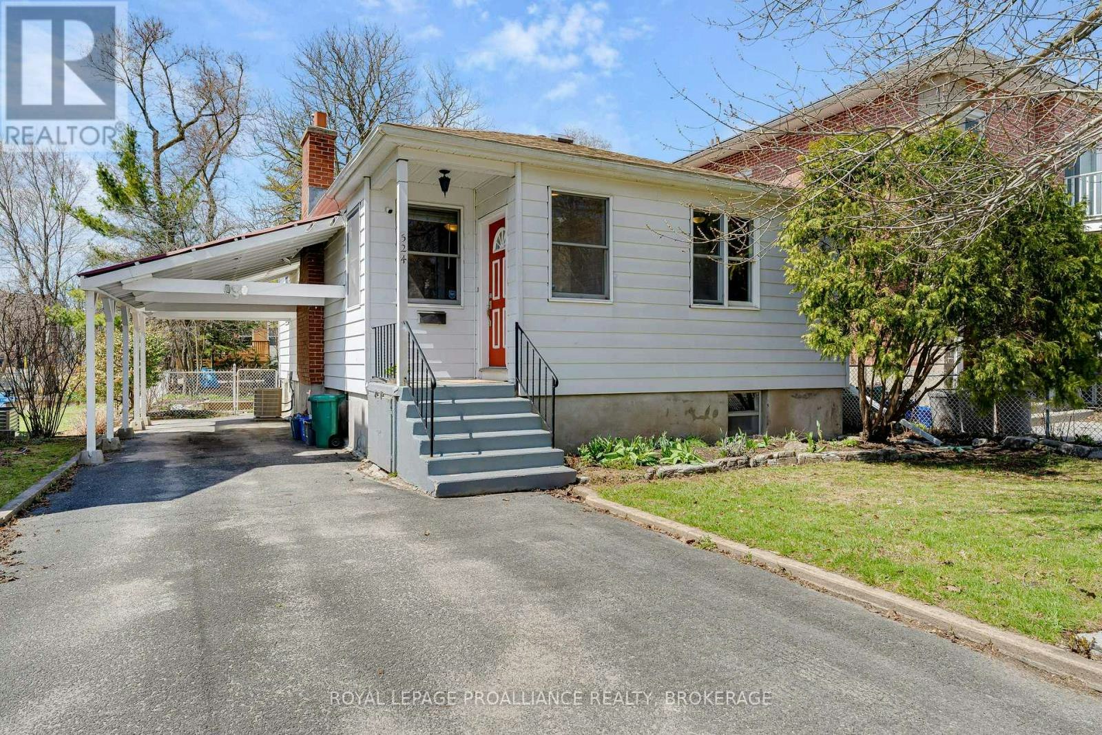 524 College Street, Kingston, ON, K7L 4M9