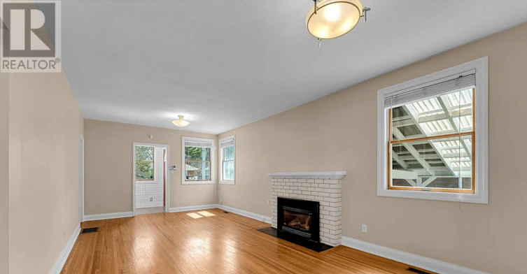 524 College Street, Kingston, ON, K7L 4M9 - 8