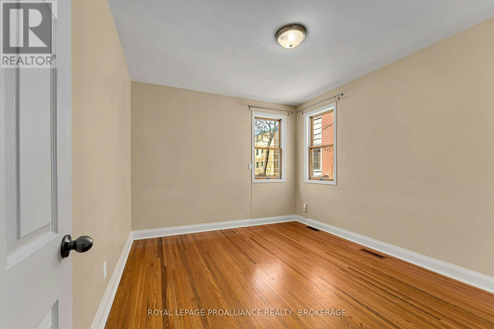 524 College Street, Kingston, ON, K7L 4M9 - 23