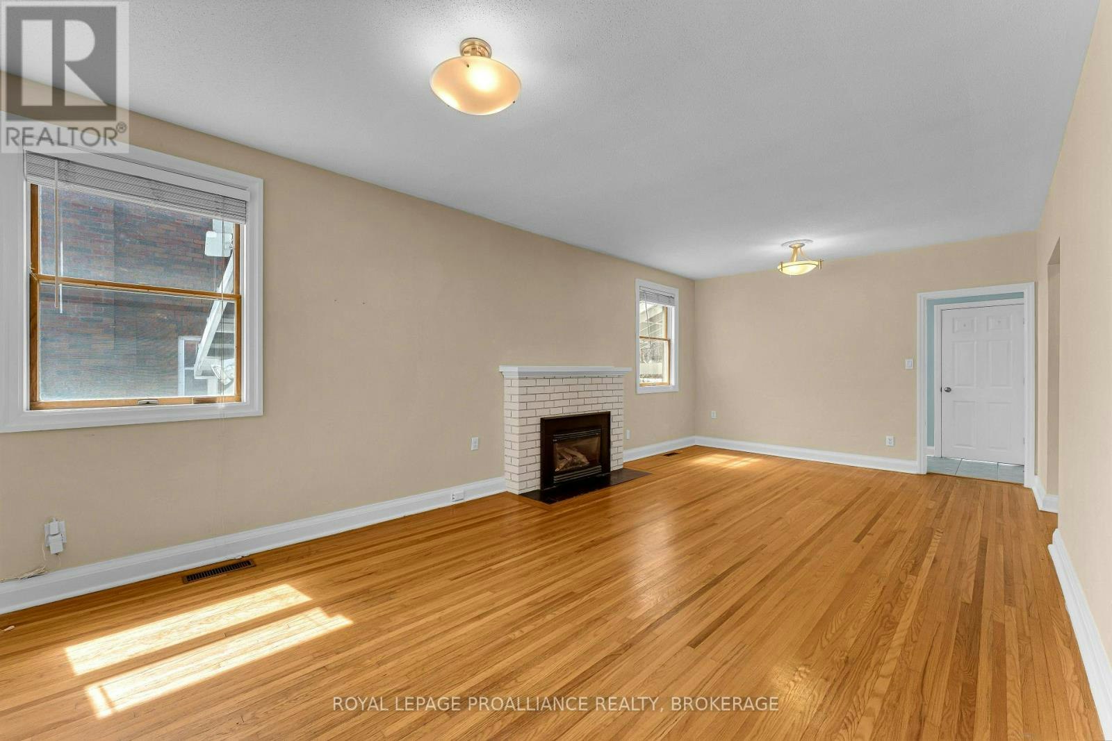 524 College Street, Kingston, ON, K7L 4M9 - 10