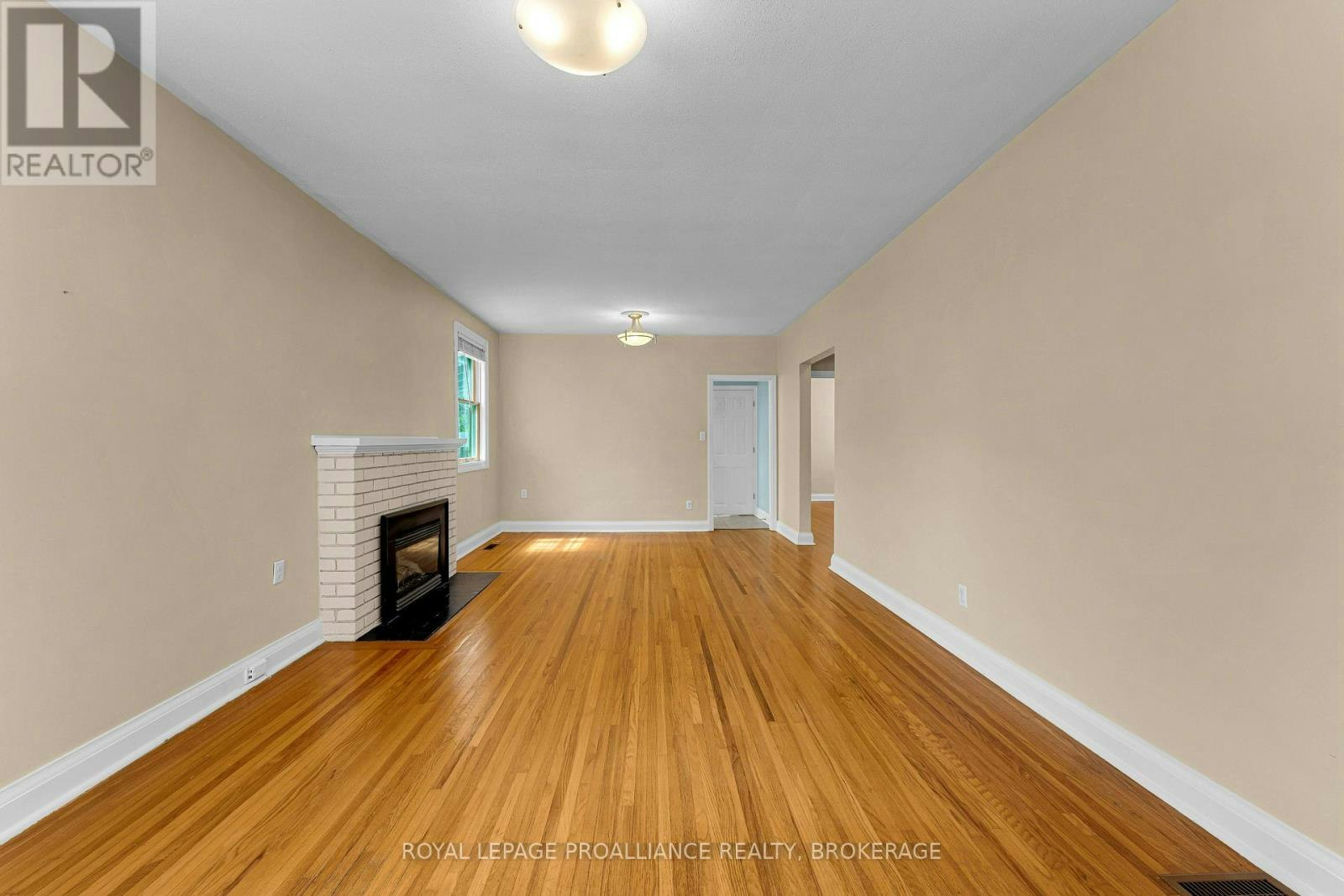 524 College Street, Kingston, ON, K7L 4M9 - 9