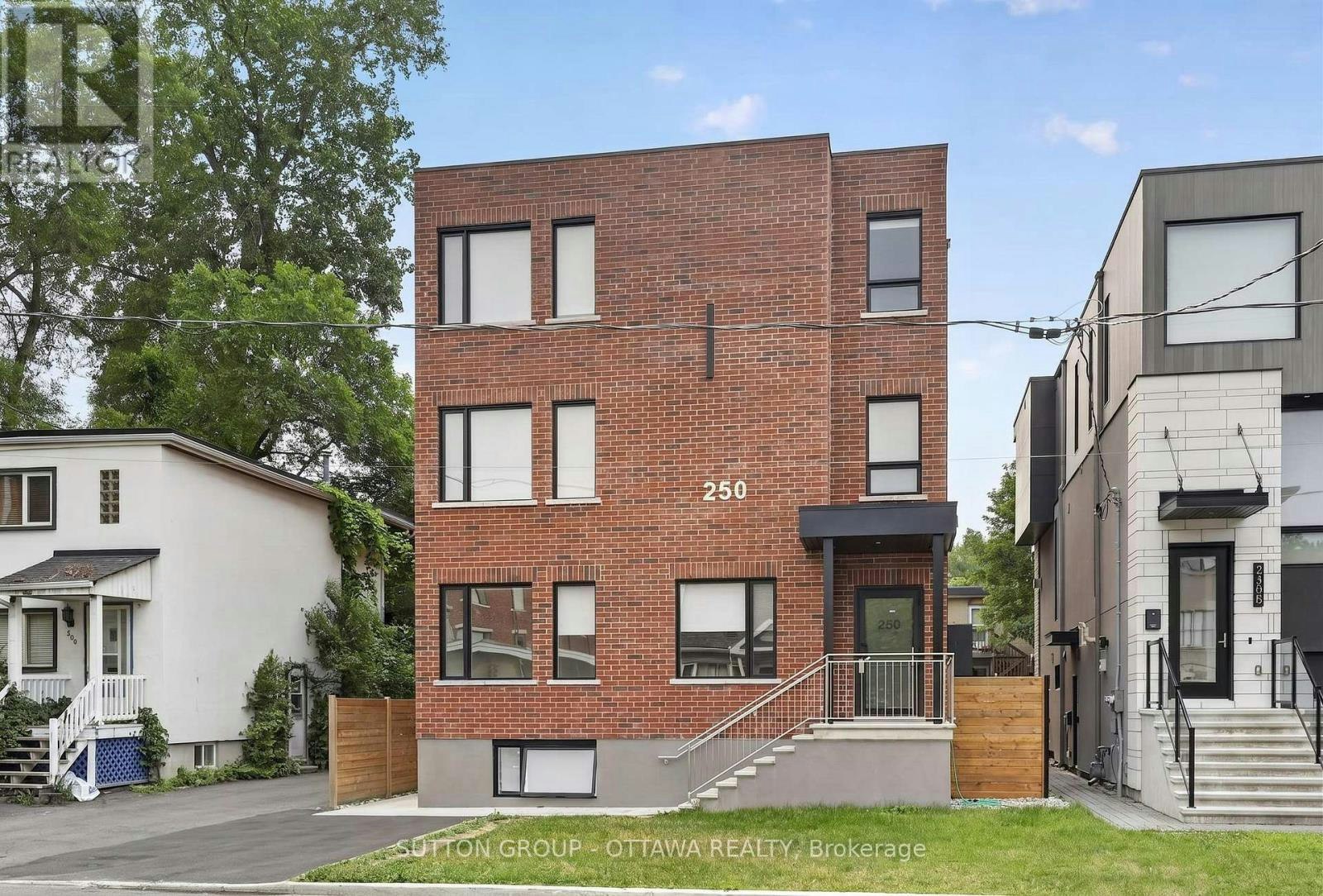5-250 Ferland Street, Ottawa, ON, K1L 7T6