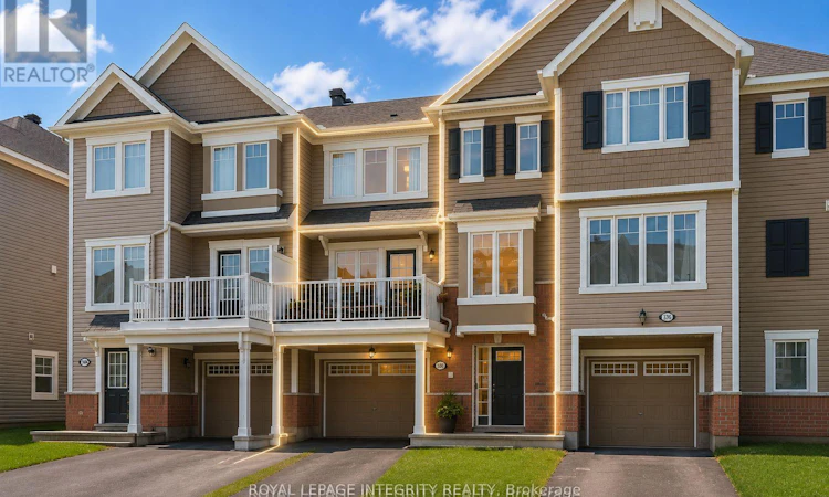 338 Pumpkinseed Crescent