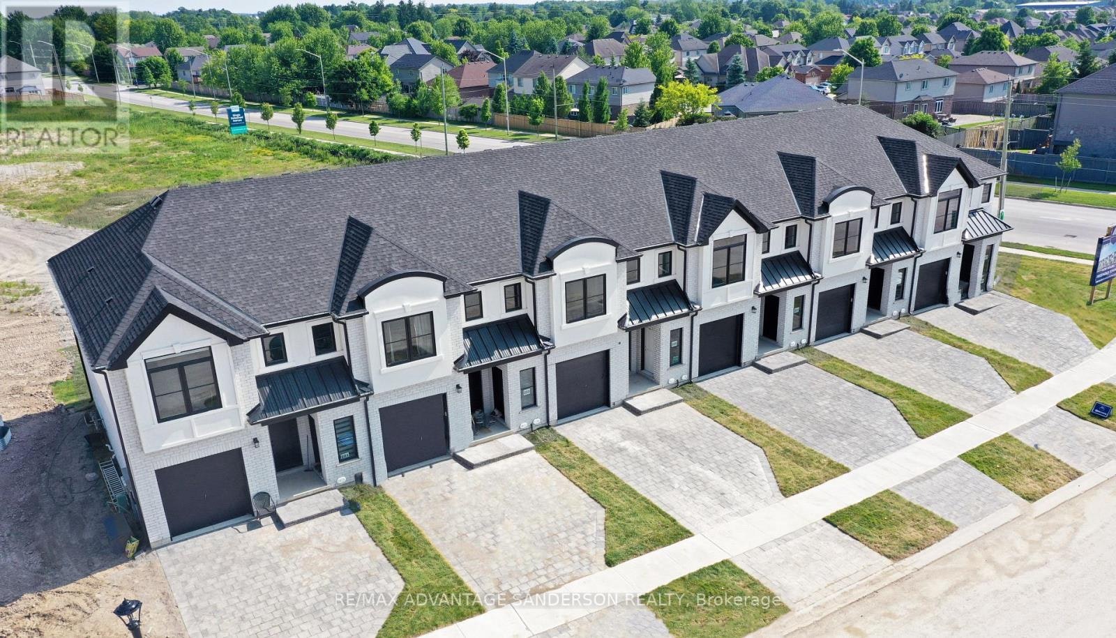 169 Bowman Drive, Komoka, ON, N0M 2A0