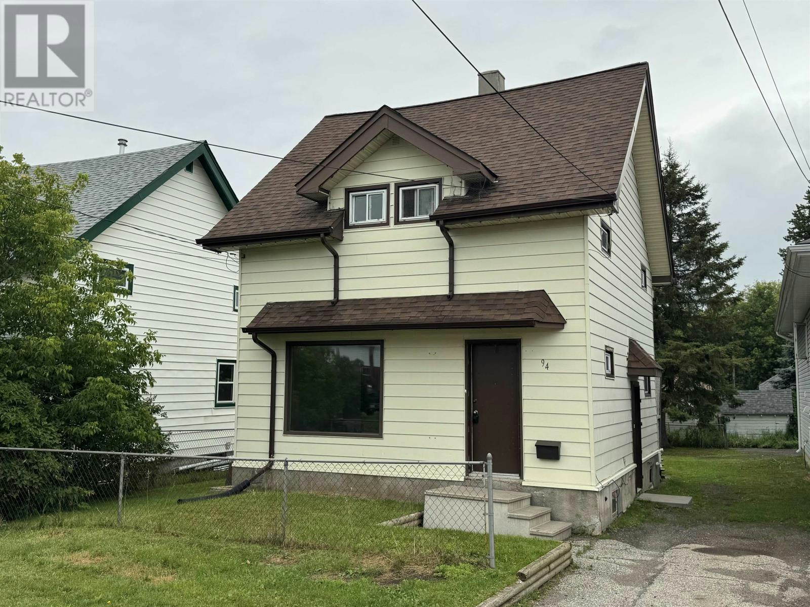 94 Empress Avenue S, Thunder Bay, ON, P7B 5N3
