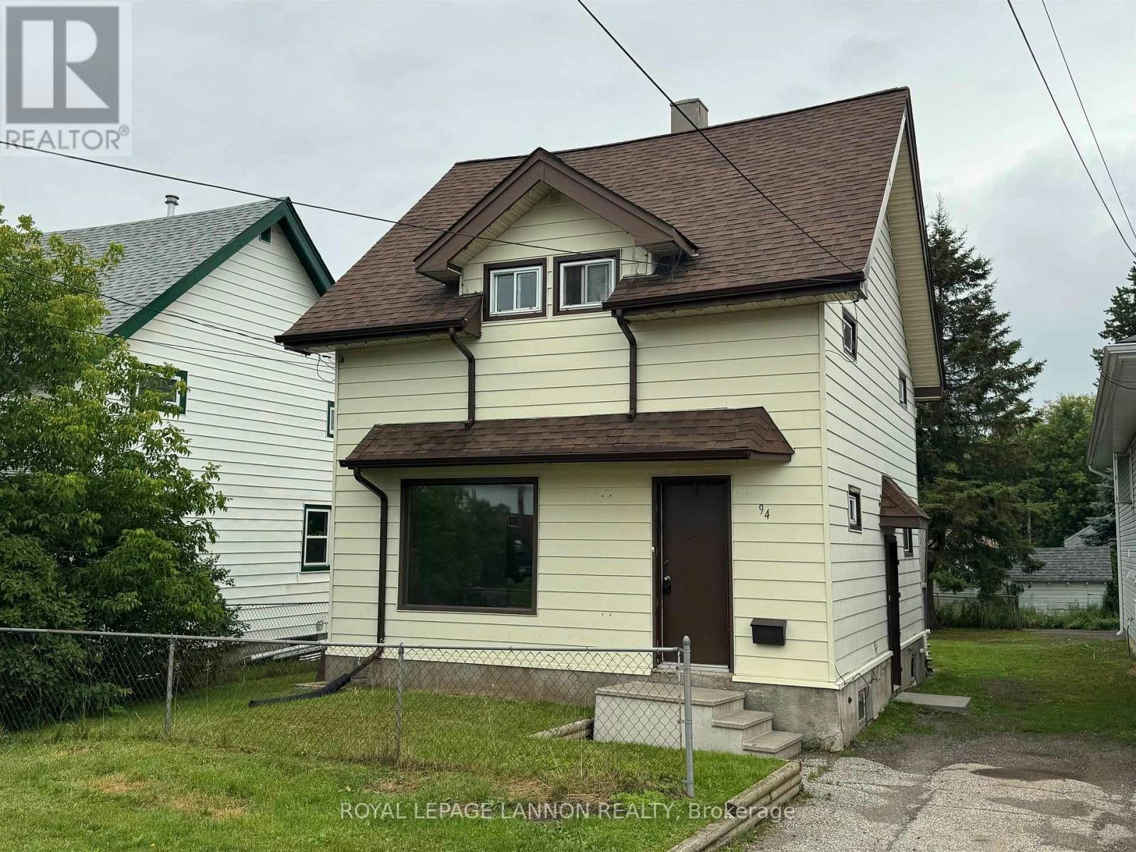 94 Empress Avenue S, Thunder Bay, ON, P7B 5N3