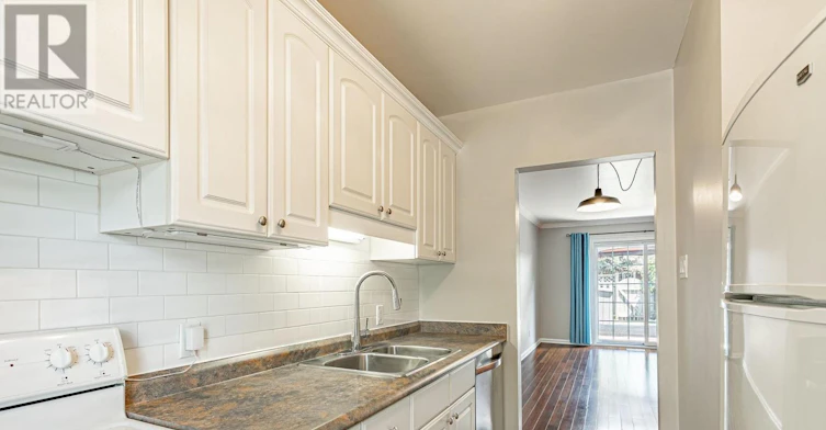 16 Homestead Crescent, London, ON, N6G 2E4 - 7