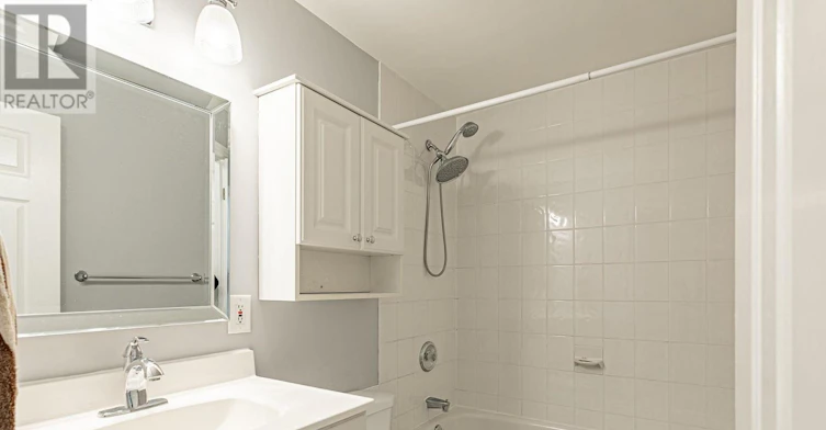 16 Homestead Crescent, London, ON, N6G 2E4 - 12