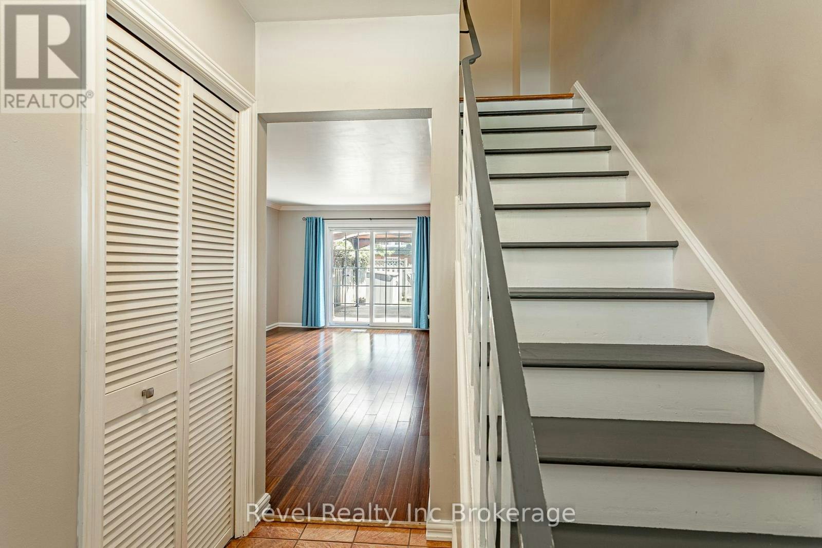 16 Homestead Crescent, London, ON, N6G 2E4 - 3