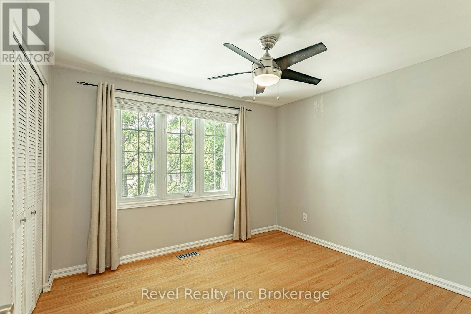 16 Homestead Crescent, London, ON, N6G 2E4 - 8