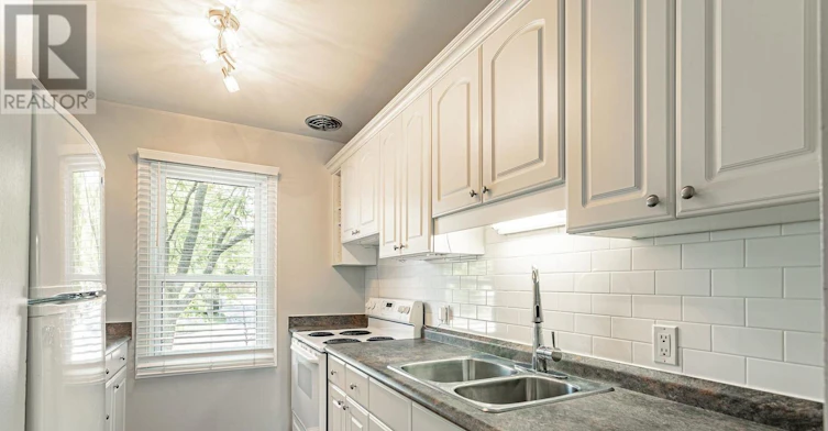 16 Homestead Crescent, London, ON, N6G 2E4 - 6