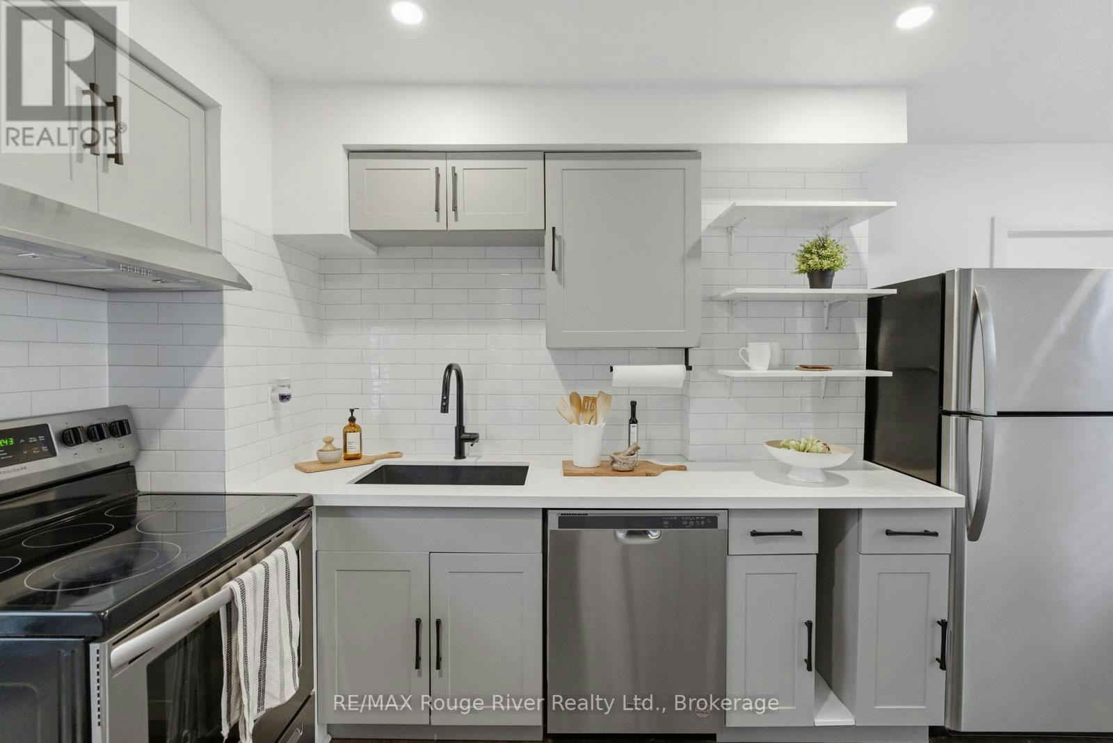 163 Nassau Street, Oshawa, ON, L1J 4A6 - 12