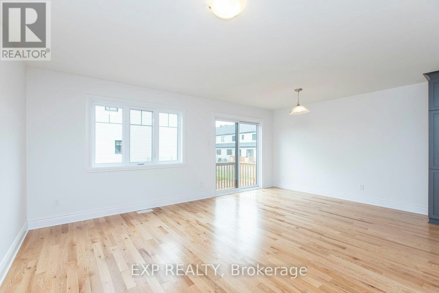 208 Dion Avenue, Clarence-Rockland, ON, K4K 0M3 - 6