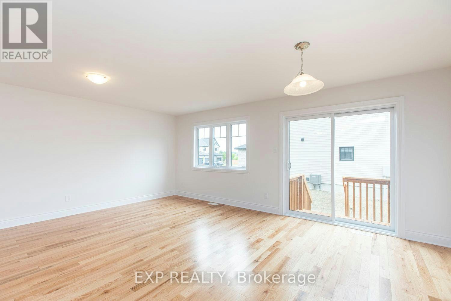208 Dion Avenue, Clarence-Rockland, ON, K4K 0M3 - 8