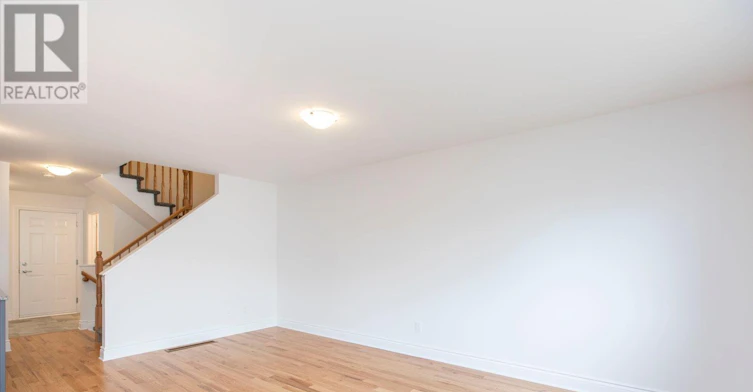 208 Dion Avenue, Clarence-Rockland, ON, K4K 0M3 - 11