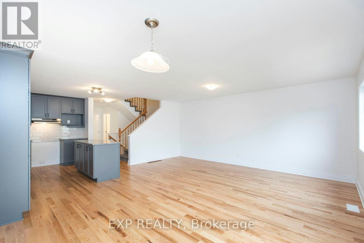 208 Dion Avenue, Clarence-Rockland, ON, K4K 0M3 - 10