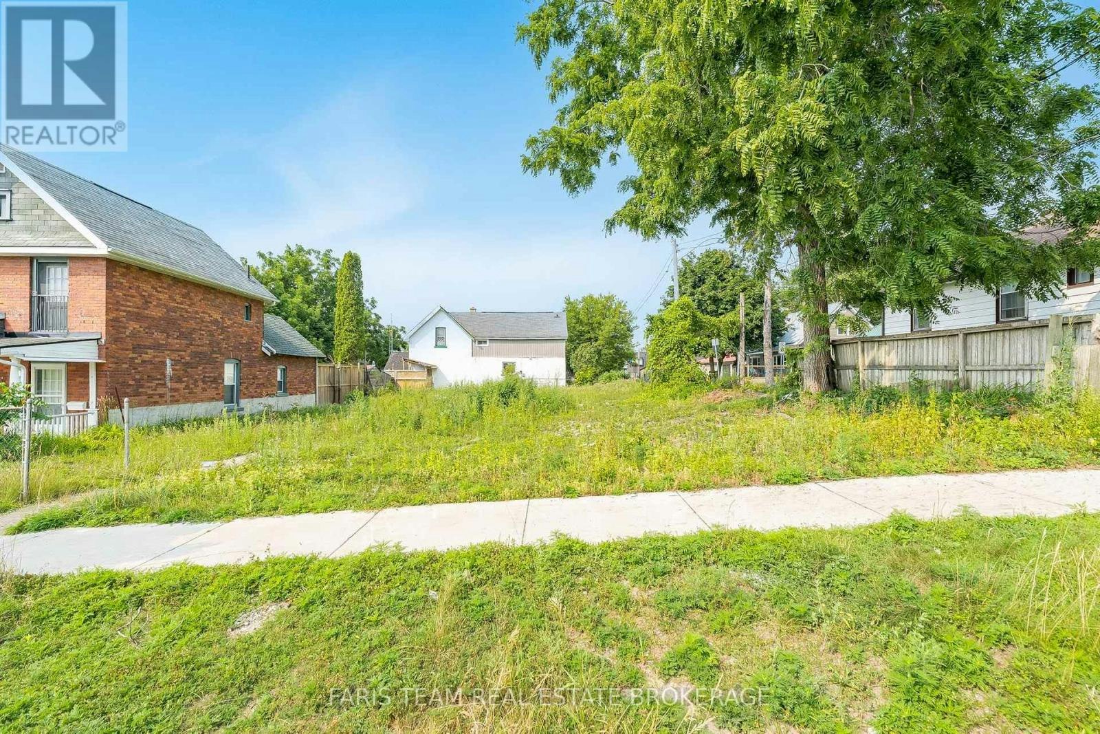 105 Matchedash Street S, Orillia, ON, L3V 4W9