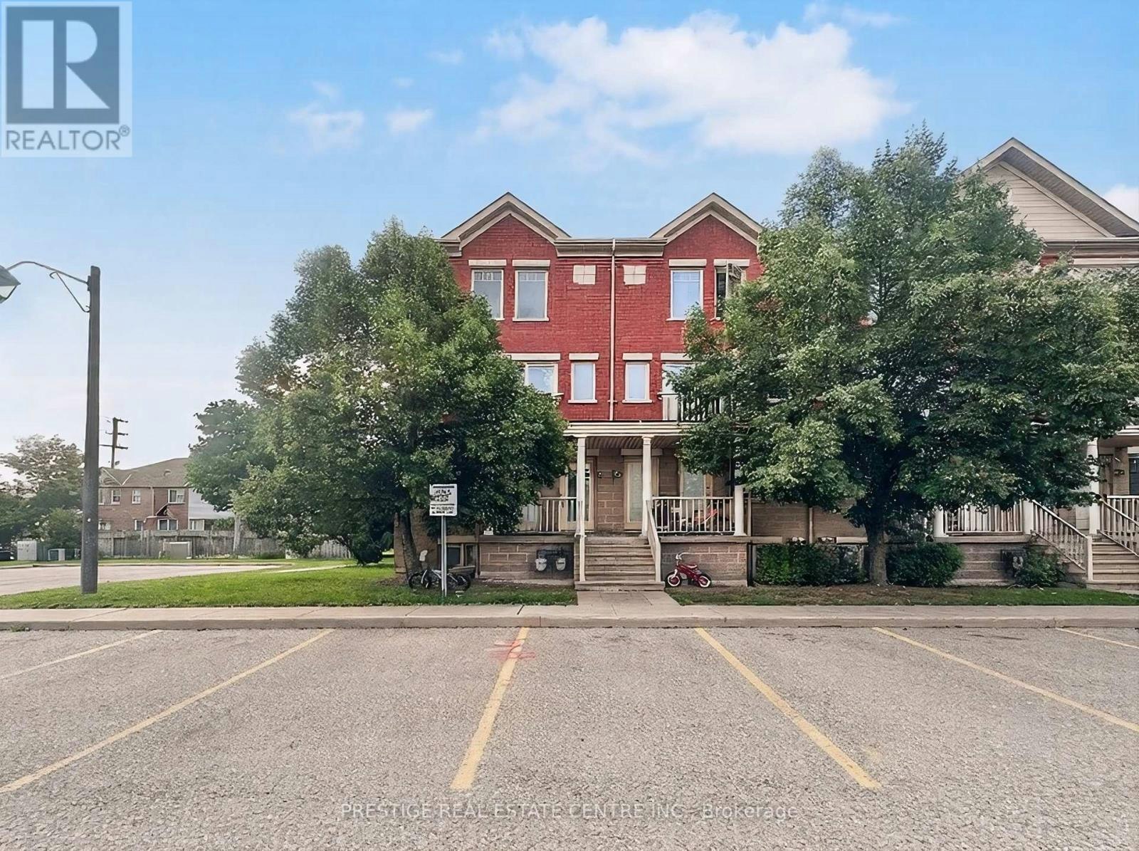 31-5050 Intrepid Drive, Mississauga, ON, L5M 0E5