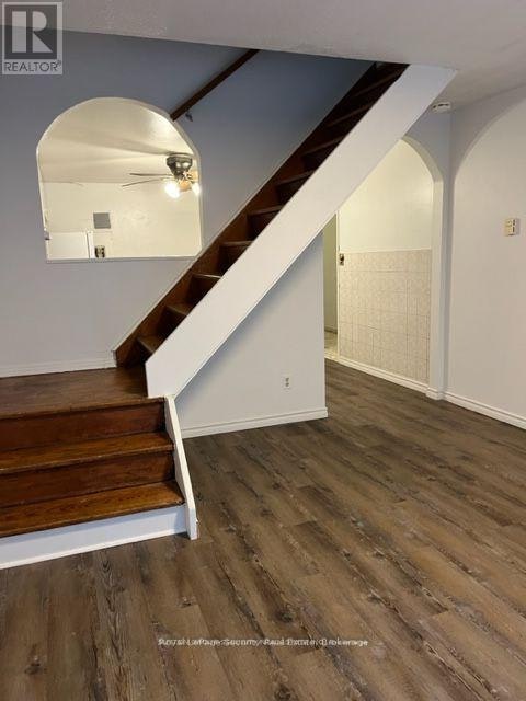 2 1746a Eglinton Avenue W, Toronto, ON, M6E 2H6 - 8