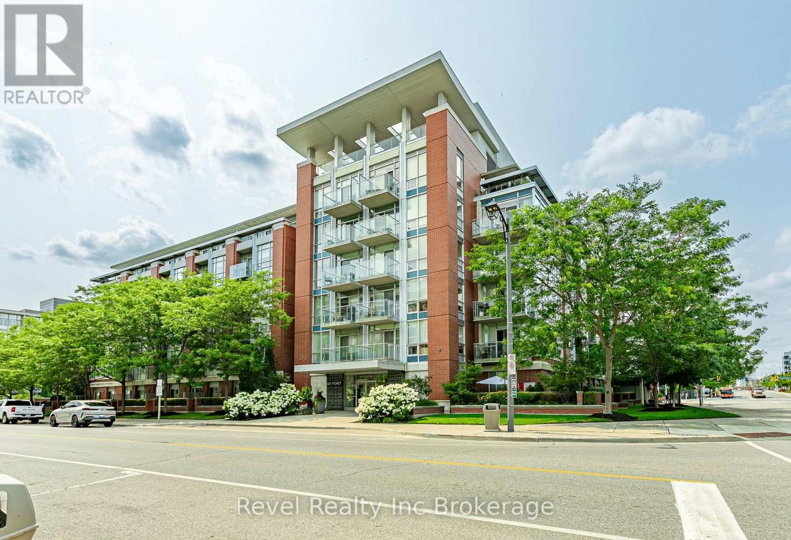 515-80 Port Street E, Mississauga, ON, L5G 4V6