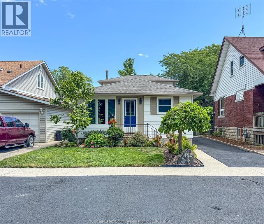 482 John M Street, Windsor, ON, N8P 1C2