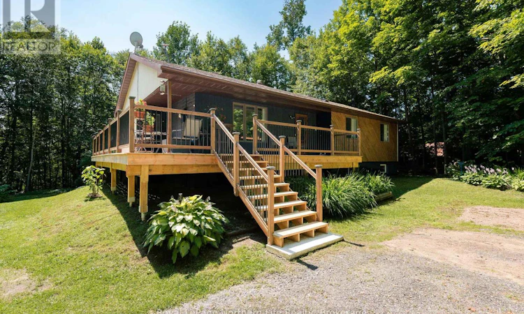 106 Lakeview Court