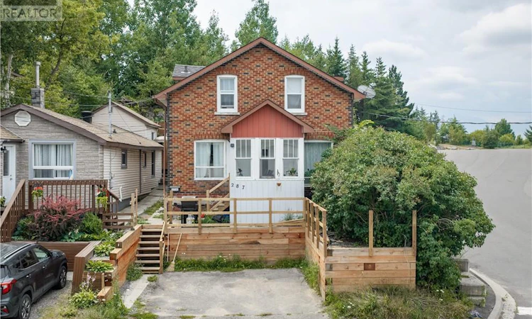 287 Van Horne Street