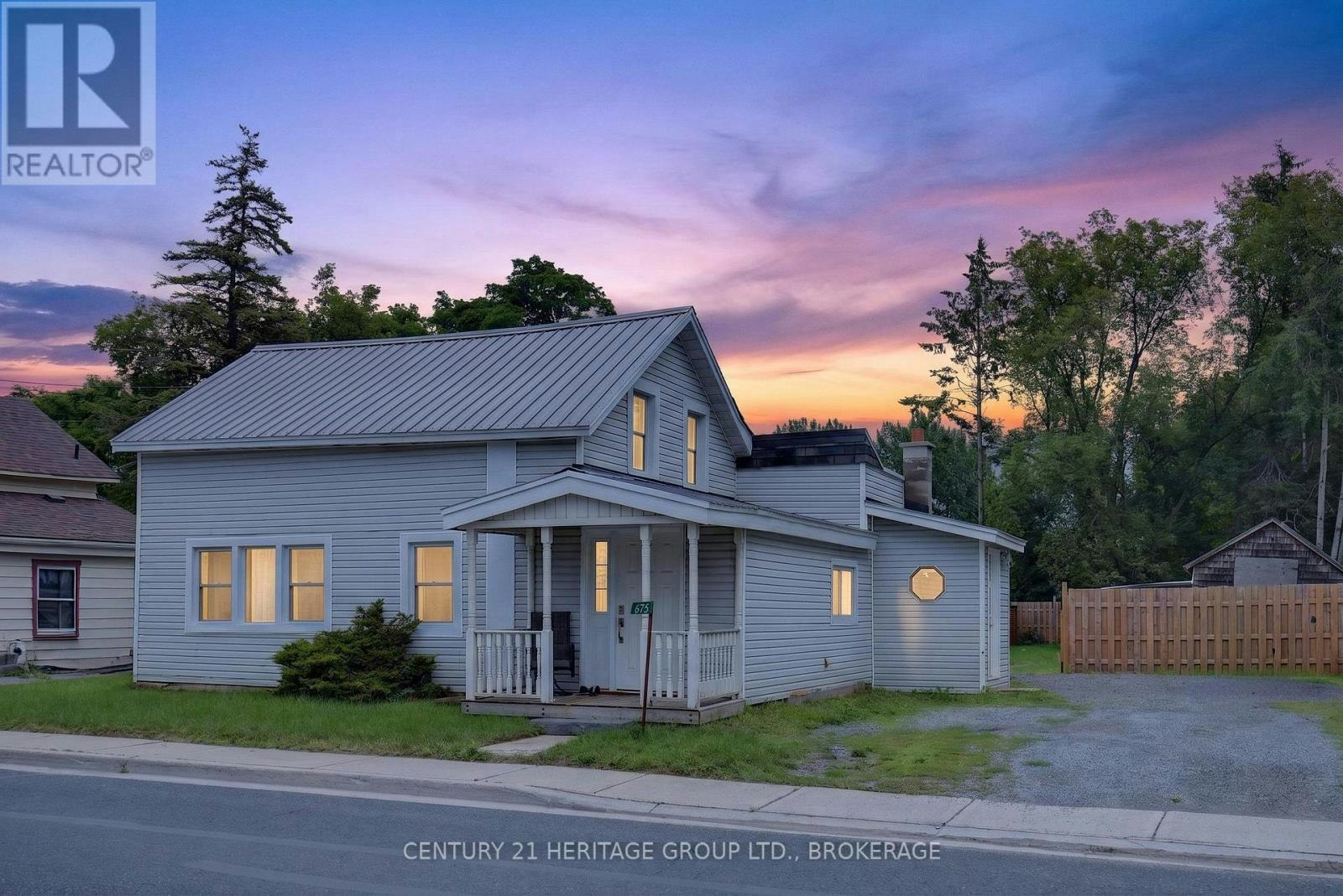6756 38 Hwy Highway, South Frontenac, ON, K0H 2W0