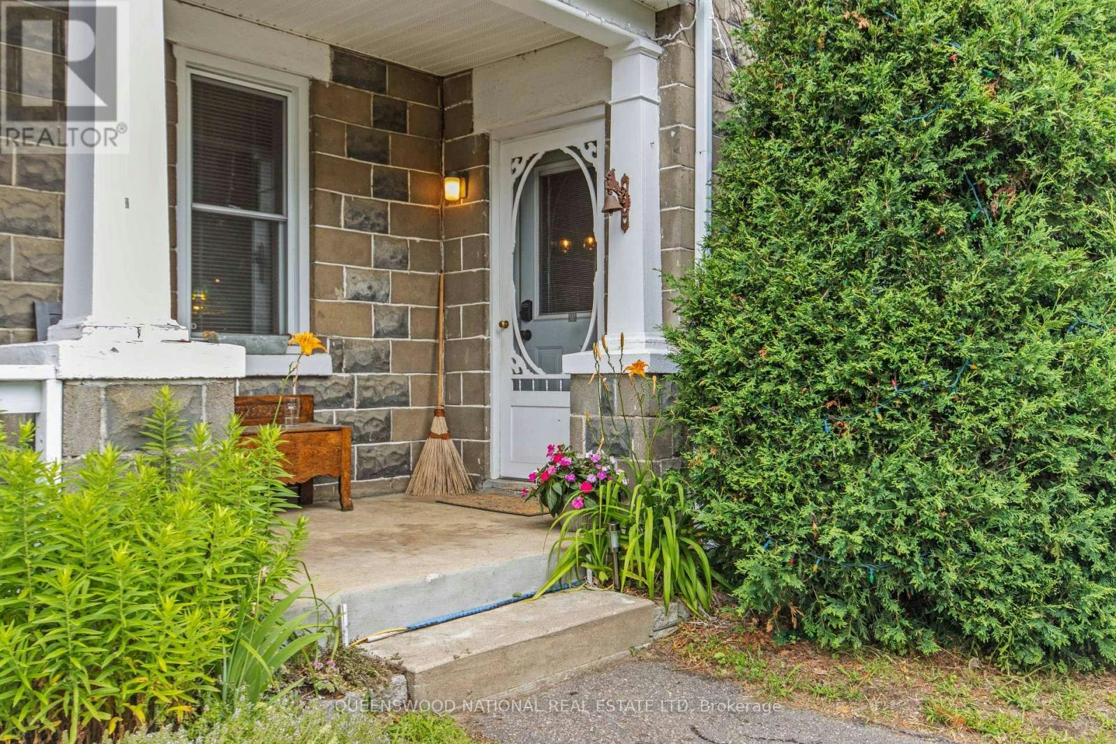 59 Bay Street, Madawaska Valley, ON, K0J 1B0 - 3