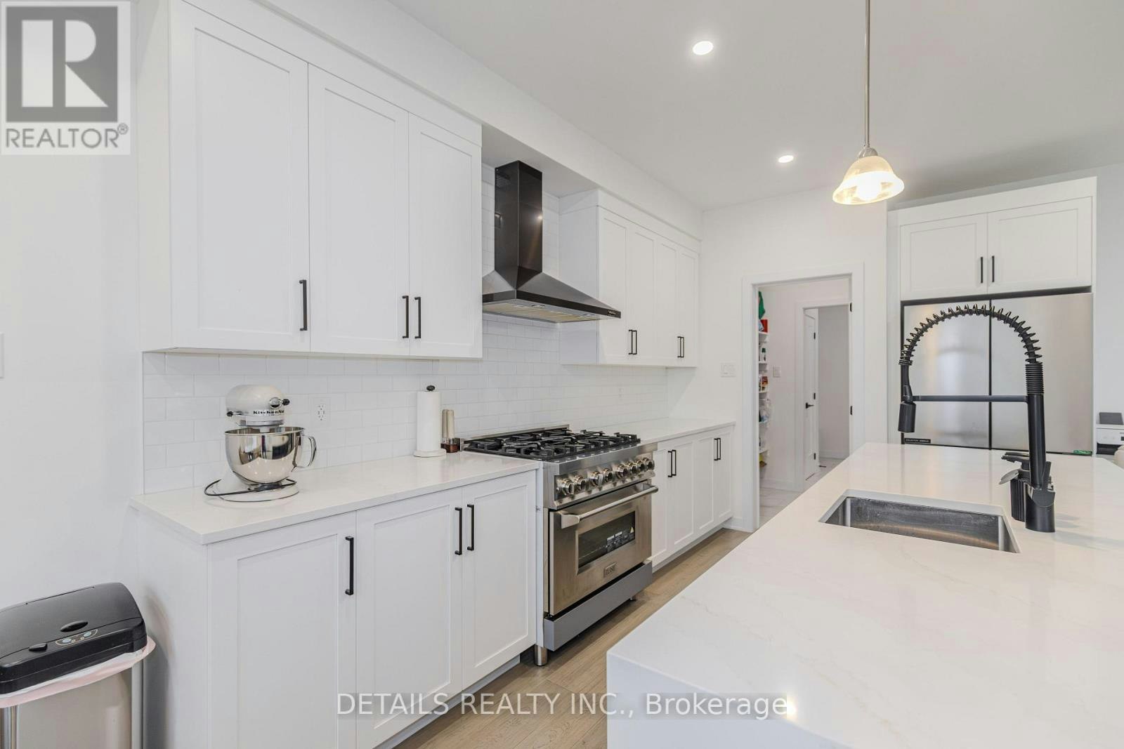 67 Viceroy Mews, Ottawa, ON, K1X 0J5 - 7