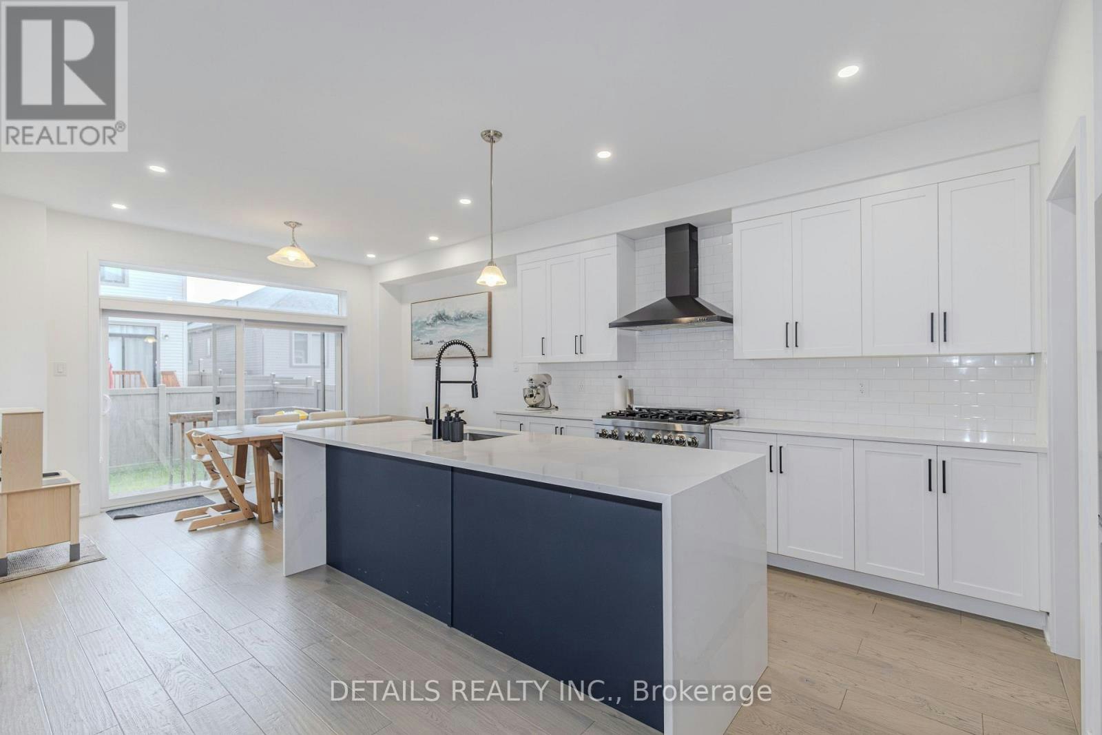 67 Viceroy Mews, Ottawa, ON, K1X 0J5 - 6