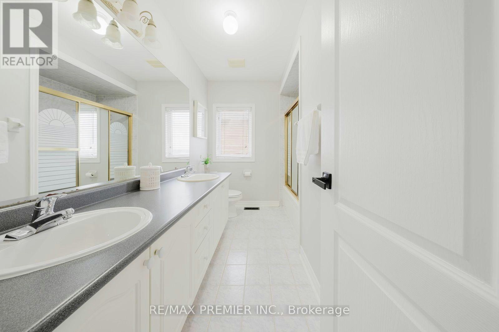 16 St Michele Place, Vaughan, ON, L4H 1H3 - 18