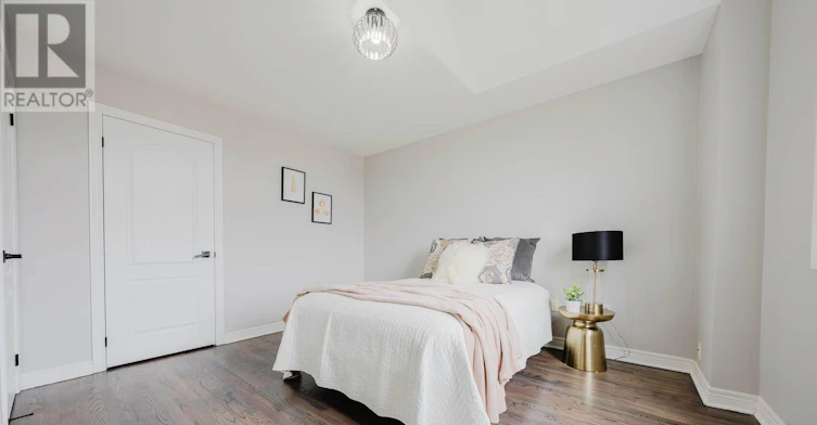 16 St Michele Place, Vaughan, ON, L4H 1H3 - 16