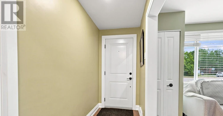 8166 Thorold Stone (Main Road, Niagara Falls, ON, L2H 1A6 - 3
