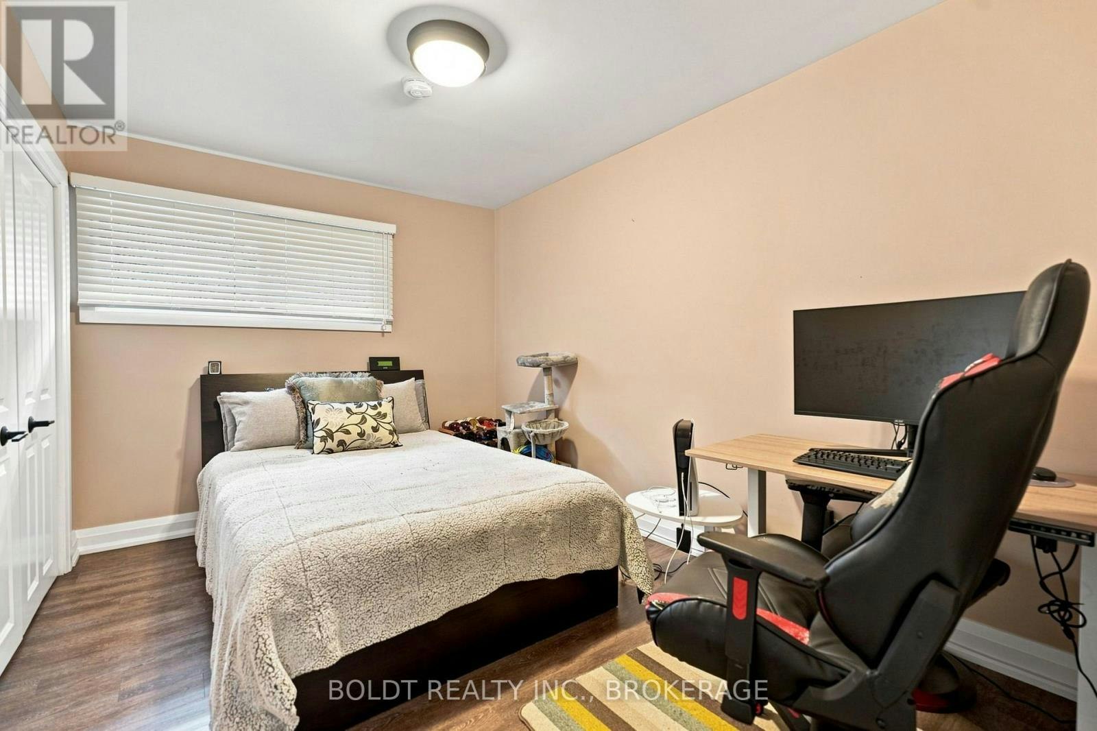 8166 Thorold Stone (Main Road, Niagara Falls, ON, L2H 1A6 - 14
